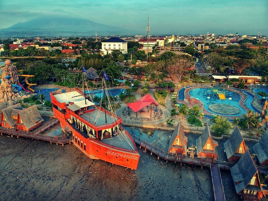 Wisata Romantis Di Seaview Cottage Cirebon Waterland Ade Irma Suryani